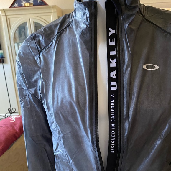 New Oakley Jawbreaker cycling jacket size large - Picture 5 of 5